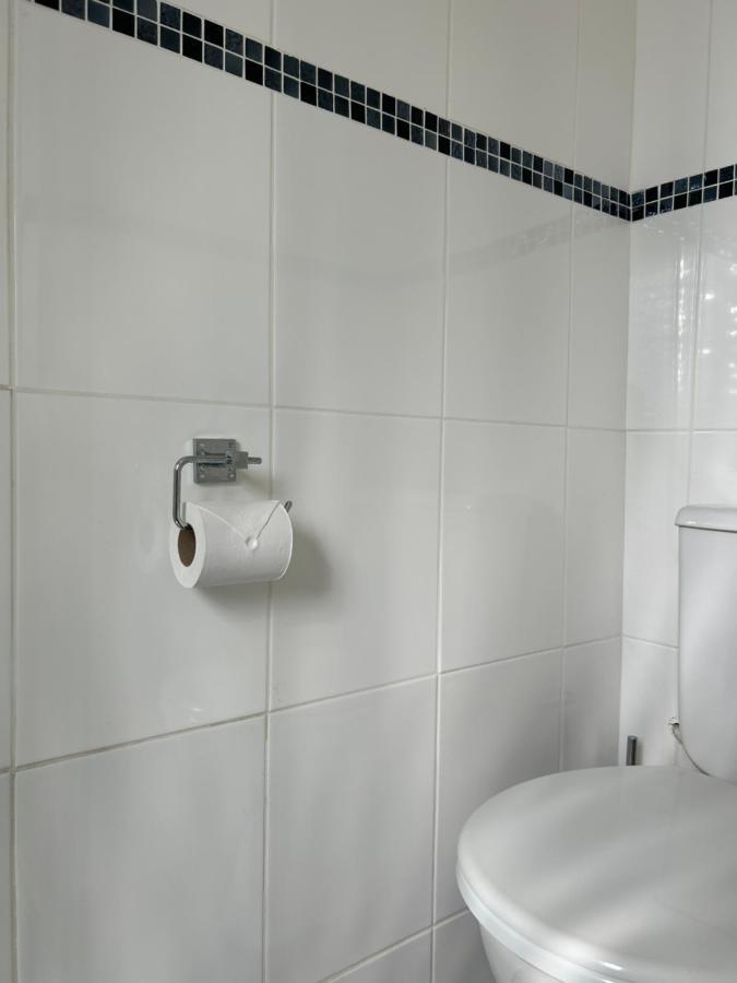 No6 Overnight Stays Free Onsite Parking Hindlip Екстериор снимка
