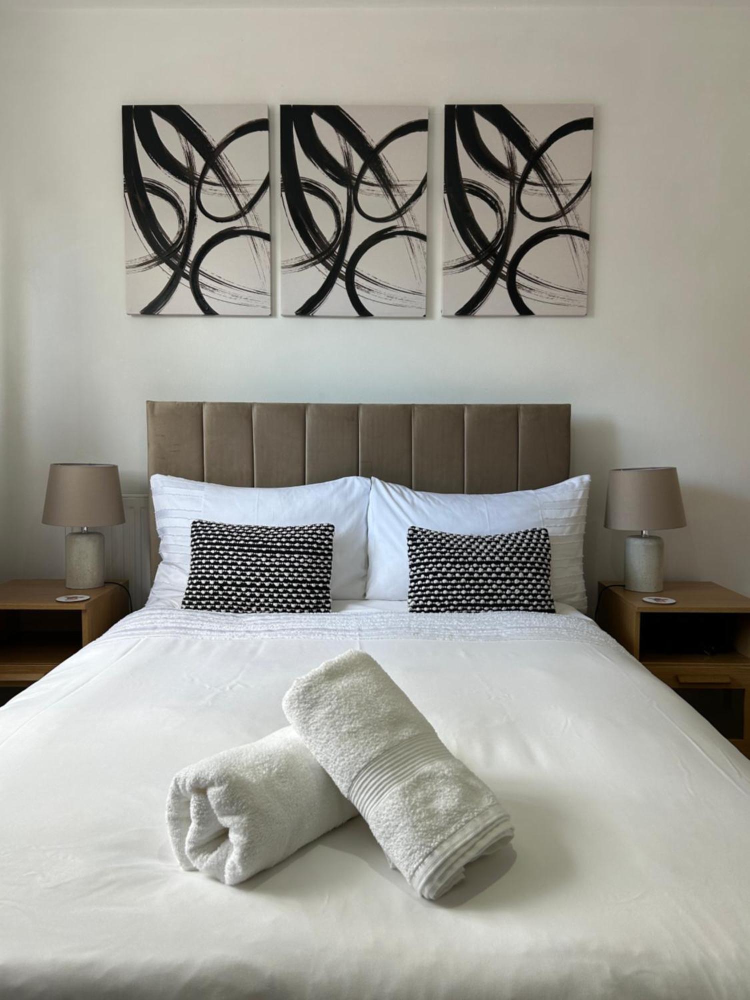 No6 Overnight Stays Free Onsite Parking Hindlip Екстериор снимка