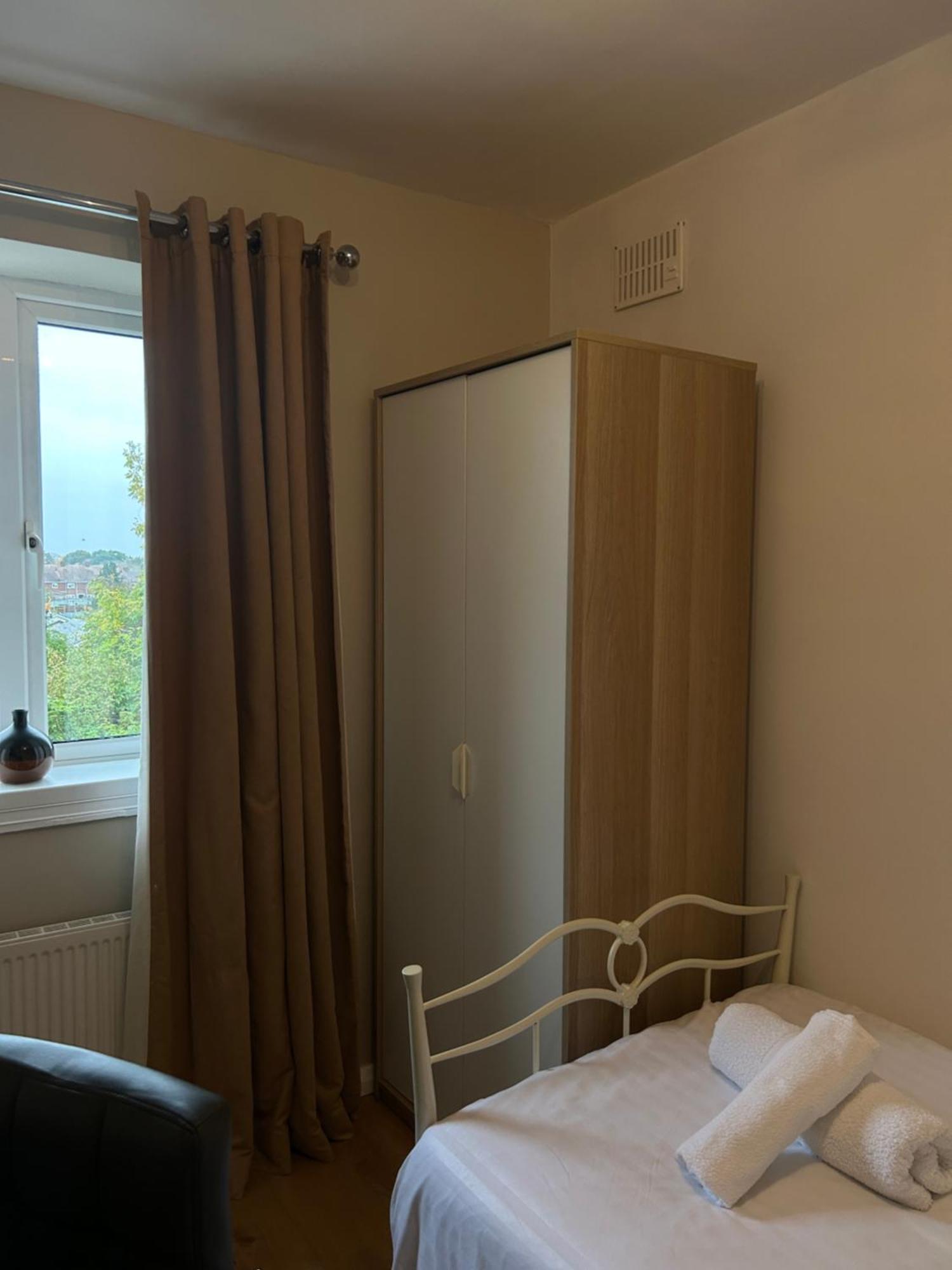 No6 Overnight Stays Free Onsite Parking Hindlip Екстериор снимка